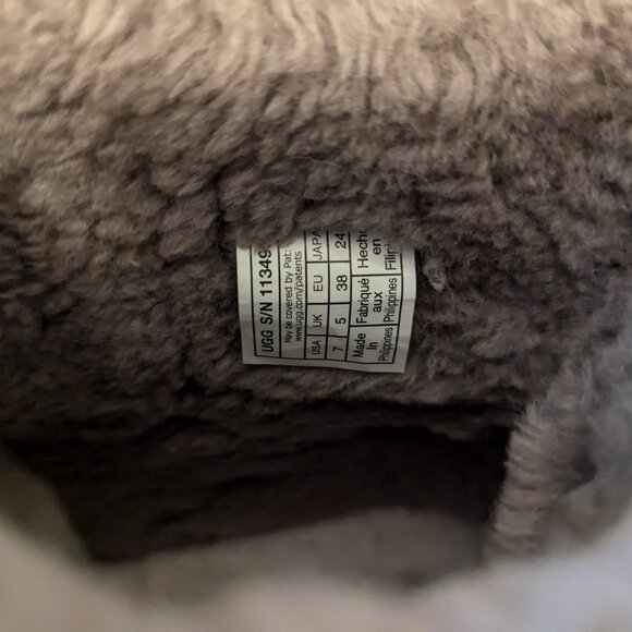 Ugg mini platform smoke plume gray size 7 - Picture 5 of 5